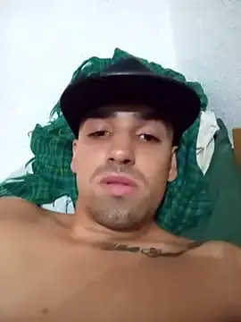 Stripchat Nude Webcam of james_levi18