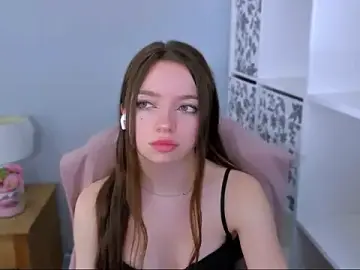 GraceLips from stripchat