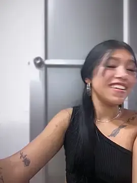 Stripchat Adult Video Chat of emily_rosse04