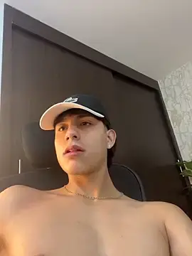 Stripchat Live Porn of Lander_Cruz