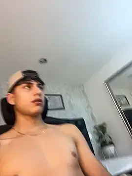 Stripchat Private Sex Chat of Lander_Cruz