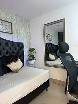 Stripchat Nude Webcam of Lander_Cruz