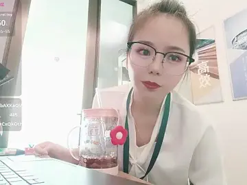 Stripchat Watch Live Sex Cams of KKMM168