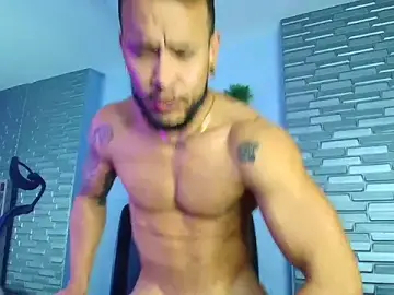Stripchat Live Sex Cam of ARON_TAYLER01
