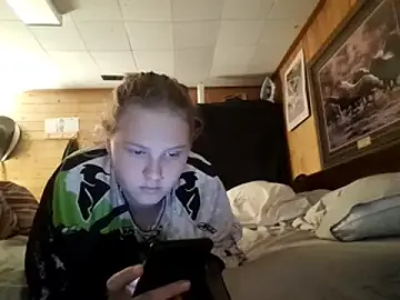 Stripchat Live Sex Cam of Ryan_and_Aurora