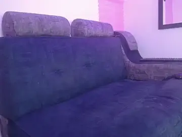 Stripchat Nude Webcam of mia_rous_queen