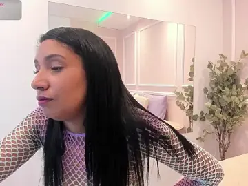 Stripchat Nude Webcam of Lucy_Canel