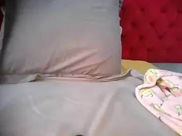 Stripchat Free Porn Cam of TheSweetBerry