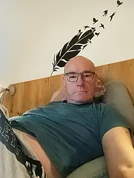 Stripchat Watch Live Sex Cams of bogland33