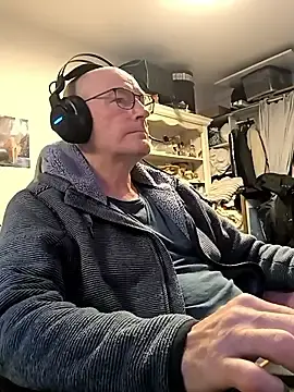 Stripchat Nude Webcam of bogland33