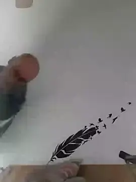 Stripchat Free Live Porn of bogland33