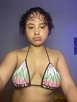 Stripchat Sex Chat of lou_cute