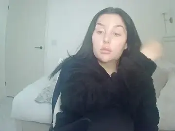 Stripchat Live Sex Cam of magical_mia