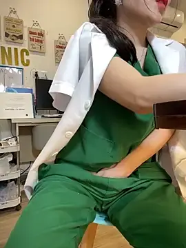 Stripchat Free Porn Cam of Clinic_Sexy