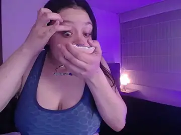 Stripchat Adult Webcam of Cute_Angell_