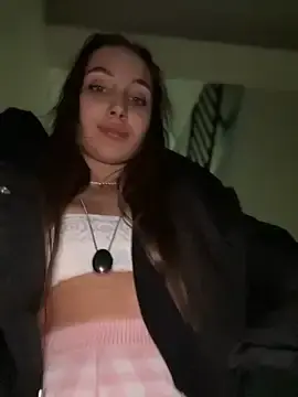 Stripchat Free Porn Cam of ICrazyOneIRL