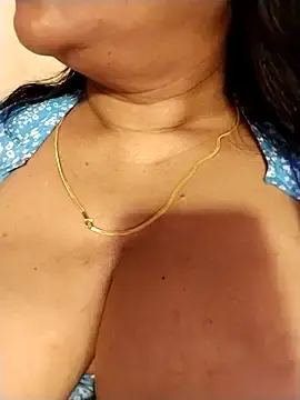 Stripchat Watch Live Sex Cams of tharu_sweet