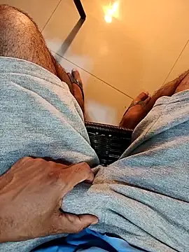 Stripchat Sex Cam of Gallo001