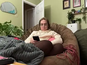 Stripchat Free Porn Cam of Linzy_19