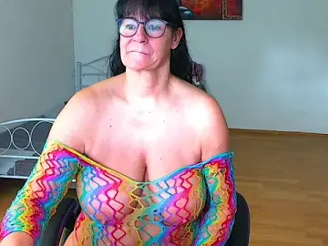 Stripchat Live Sex Cam of Sylly