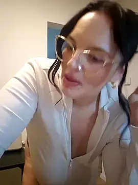 Stripchat Live Sex of JUJUICY-