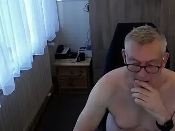 Stripchat Watch Live Sex Cams of randyandy67