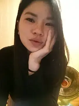 Stripchat Live Sex Cam of Suny_babyy