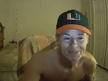 Stripchat Watch Live Sex Cams of nakeedcowboi65