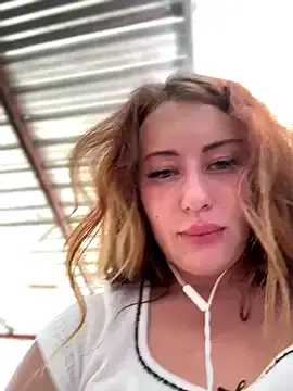 Stripchat Best Webcam of AndreaMood