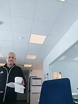 Stripchat Sex Cam of Husoban