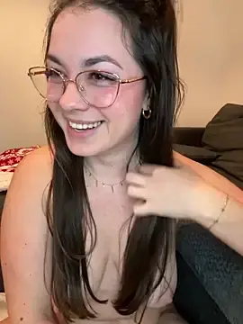 Stripchat Watch Live Sex Cams of liloush__