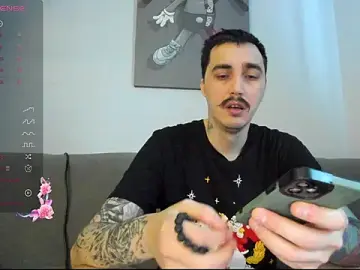 Stripchat Free Porn Cam of The_school_neighbor