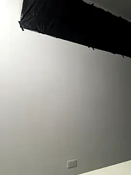 Stripchat Live Sex Cam of 18_salo