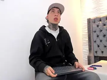 Stripchat Adult Webcam of DANTE_ARMSTRONG