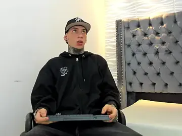 Stripchat Sex Chat of DANTE_ARMSTRONG