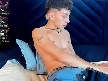 Stripchat Adult Webcam of Tiam_muller