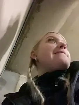 Stripchat Best live sex cam show of EmmiPemmi