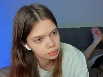 Stripchat Sex Cam of chansetolove