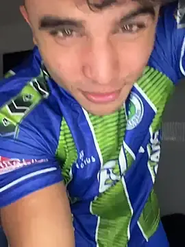 Stripchat Adult Video Chat of Mentriplex