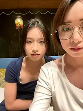 Stripchat Nude Webcam of 202509yoyo