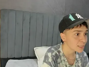 Stripchat Live Sex Cam of _Hannah_Hot