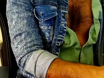 Stripchat Live Sex of RuvoxXneXo