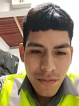 Stripchat Sex Cam of El_CHEGO