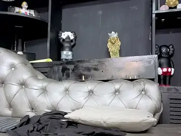 Stripchat Watch Live Sex Cams of matteosantos