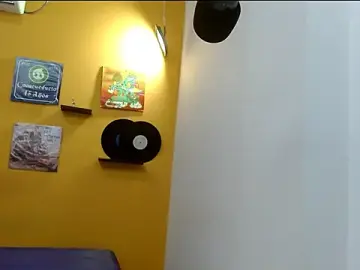 Stripchat Watch Live Sex Cams of skinnyverus18