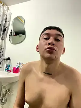 Stripchat Sex Cam of nico_sexboy