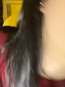 Uyennii02 from stripchat