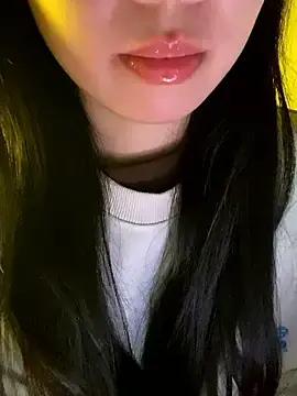 Stripchat Nude Webcam of Uyennii02