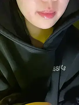 Stripchat Live Sex of Uyennii02