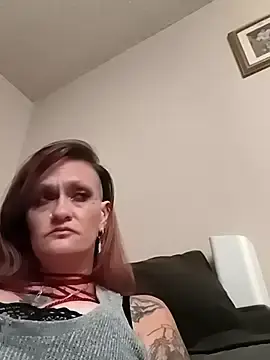 Stripchat Live Sex Cam of renegade_vyxxen